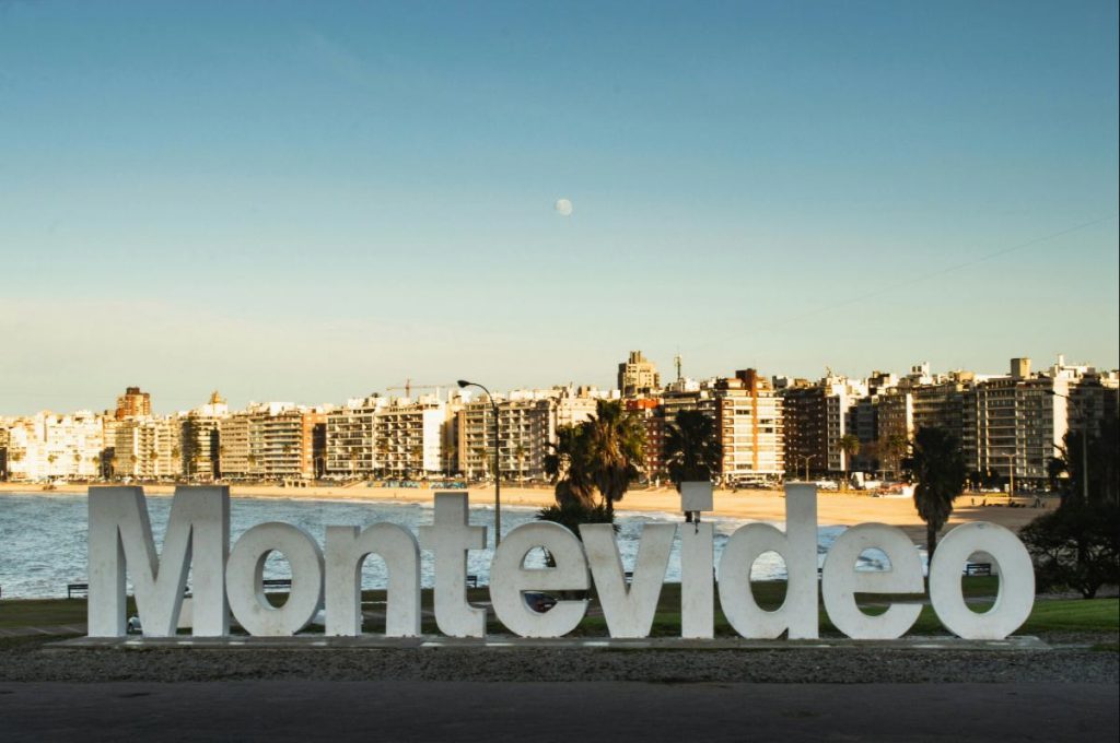 doing business in uruguay
