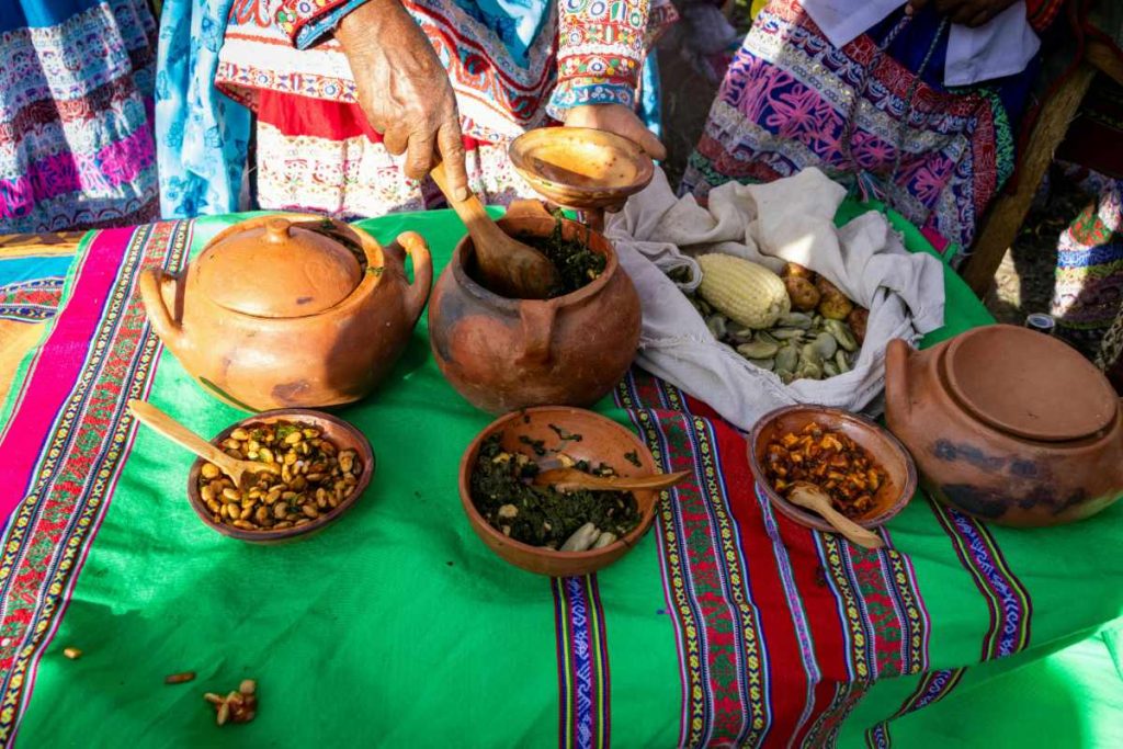 peruvian social customs