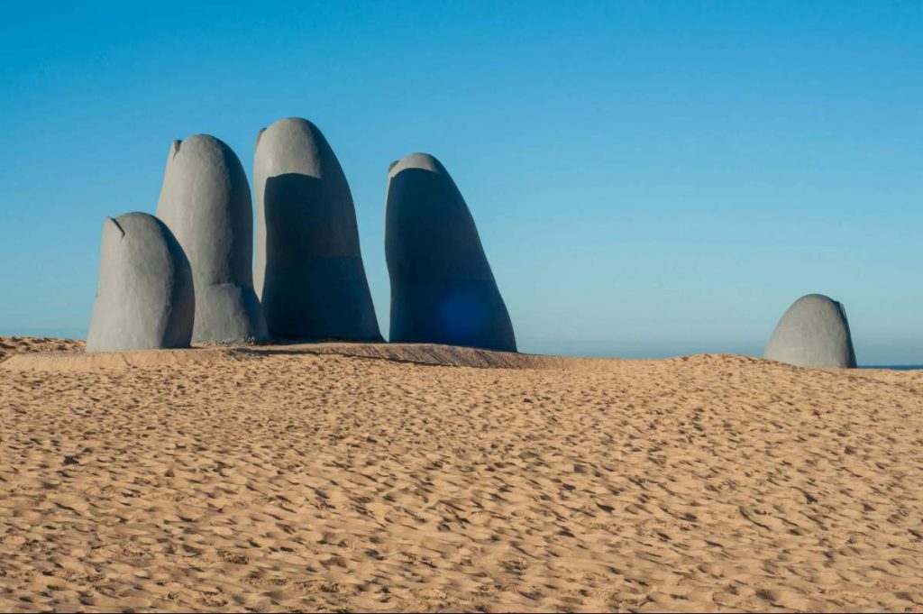communication style in uruguay